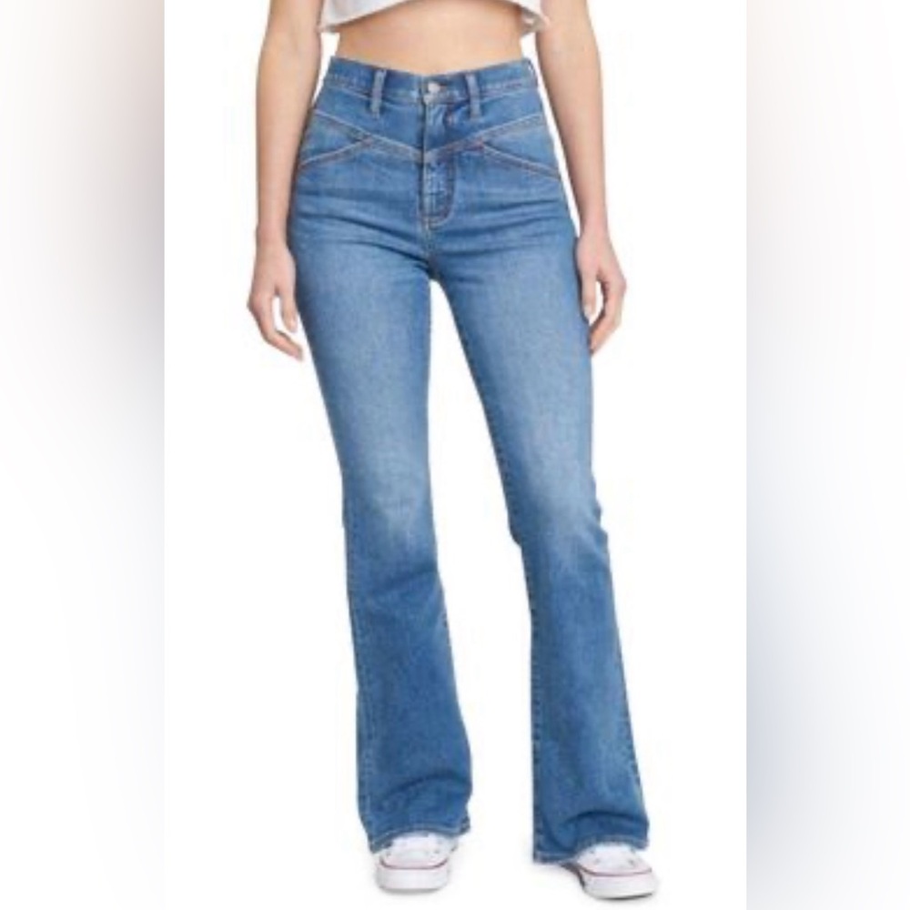 NWT daze denim go-getter groove high rise flare jeans